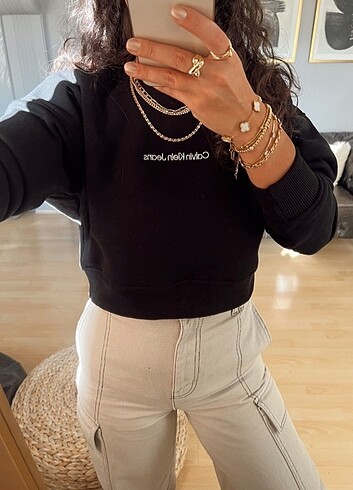 Calvin Klein Crop Sweatshirt
