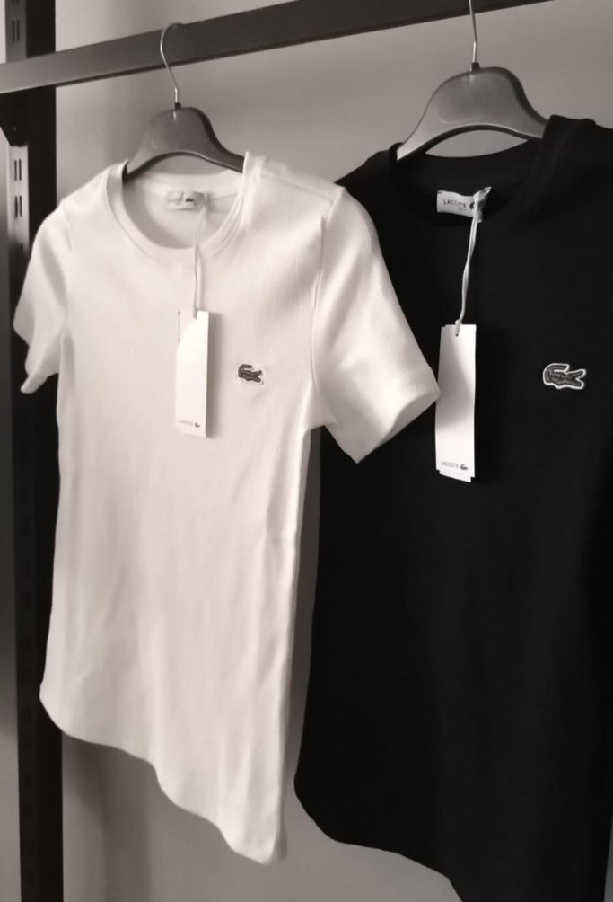 LacosteSiyah Kısa Kollu Kadın Tişört - Görsel 2