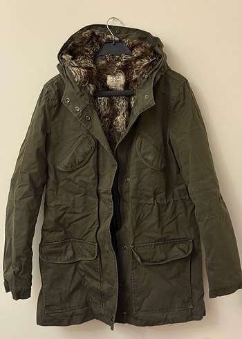 Kürk Detaylı Kamuflaj Kadın parka