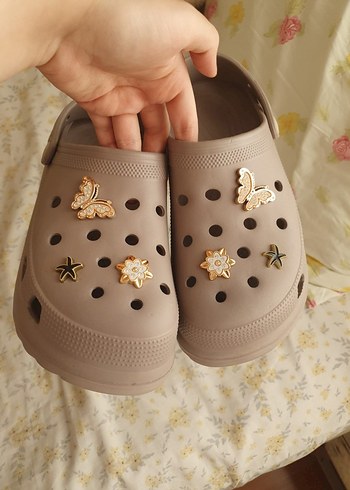 Crocs Kadın Kalın Tabanlı Vizon Cros Terlik Taşlı Süslü