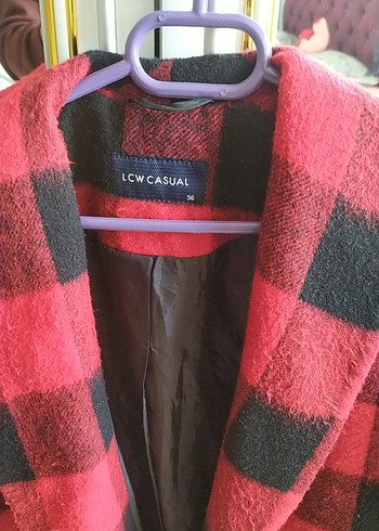 Kırmızı Ekose Desenli Düğmeli Midi Kaban - Görsel 2