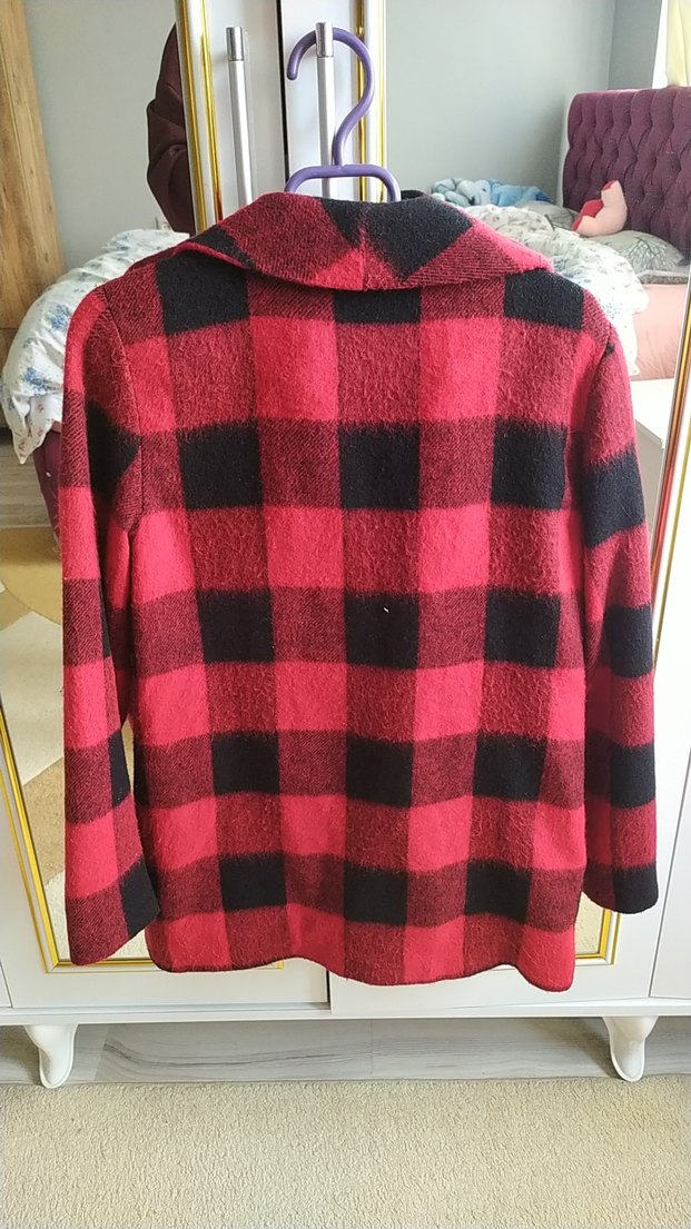 Kırmızı Ekose Desenli Düğmeli Midi Kaban - Görsel 3