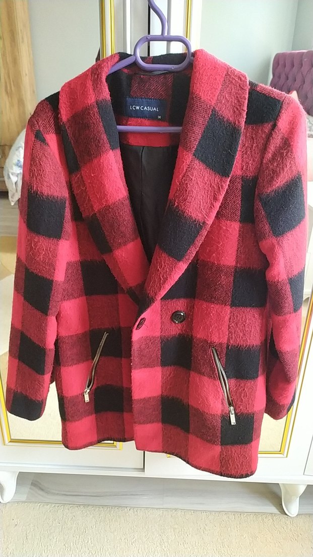 Kırmızı Ekose Desenli Düğmeli Midi Kaban - Görsel 4