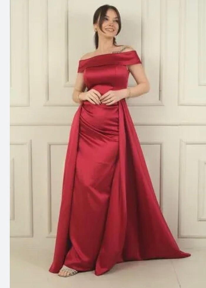 Kırmızı saten madonna yaka abiye - Görsel 3