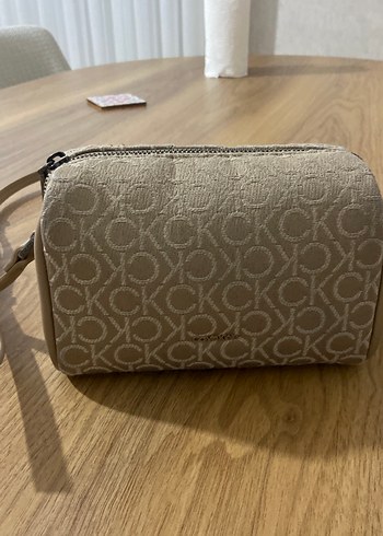 Calvin Klein Kadın Çapraz Çanta Tokalı - Görsel 7