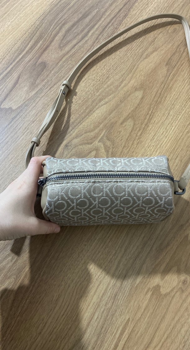 Calvin Klein Kadın Çapraz Çanta Tokalı - Görsel 3