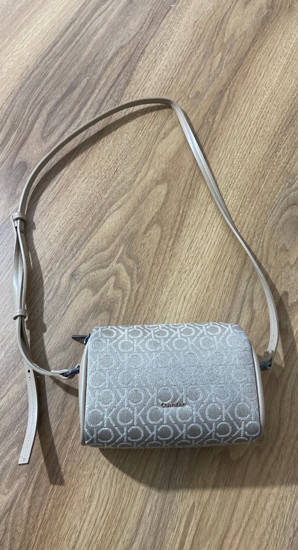 Calvin Klein Kadın Çapraz Çanta Tokalı - Görsel 2