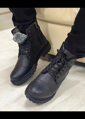 SİYAH BAĞCIKLI BOT - Görsel 3