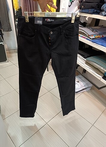 ZARA 32 BEDEN JEANS SLİM FİT 