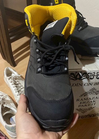 Sarı Siyah Erkek  Outdoor Spor Botu sıfırdan farksız bir kere - Görsel 3