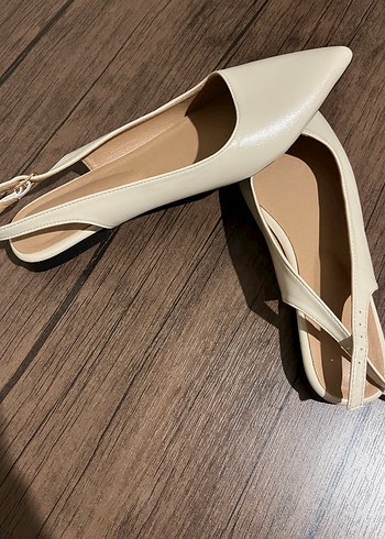 40 Beden Bej Stiletto Topuklu Kadın Babet