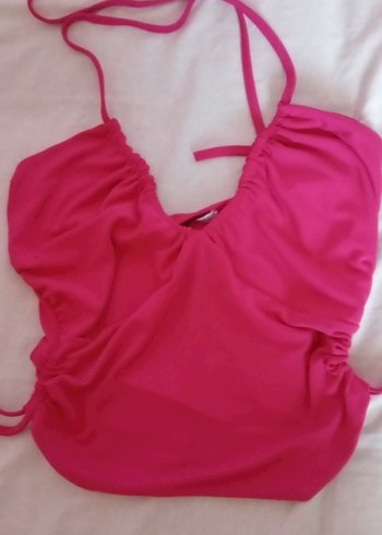 Pembe Drapeli İnce Askili dilvin crop yeşil ve siyahi var
