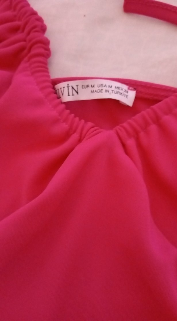 Pembe Drapeli İnce Askili dilvin crop yeşil ve siyahi var - Görsel 3