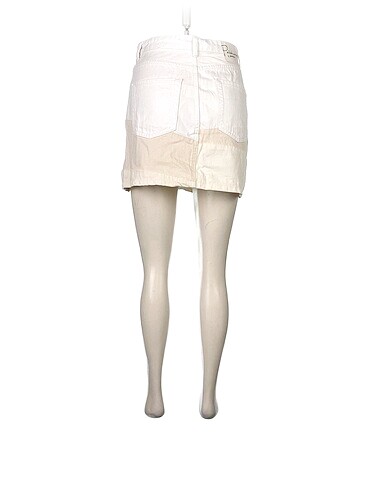 36 Beden Stradivarius Mini Etek %70 İndirimli.