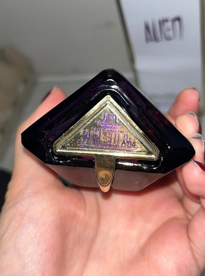 Mugler Alien Kadın Parfümü 60 ml - Görsel 2