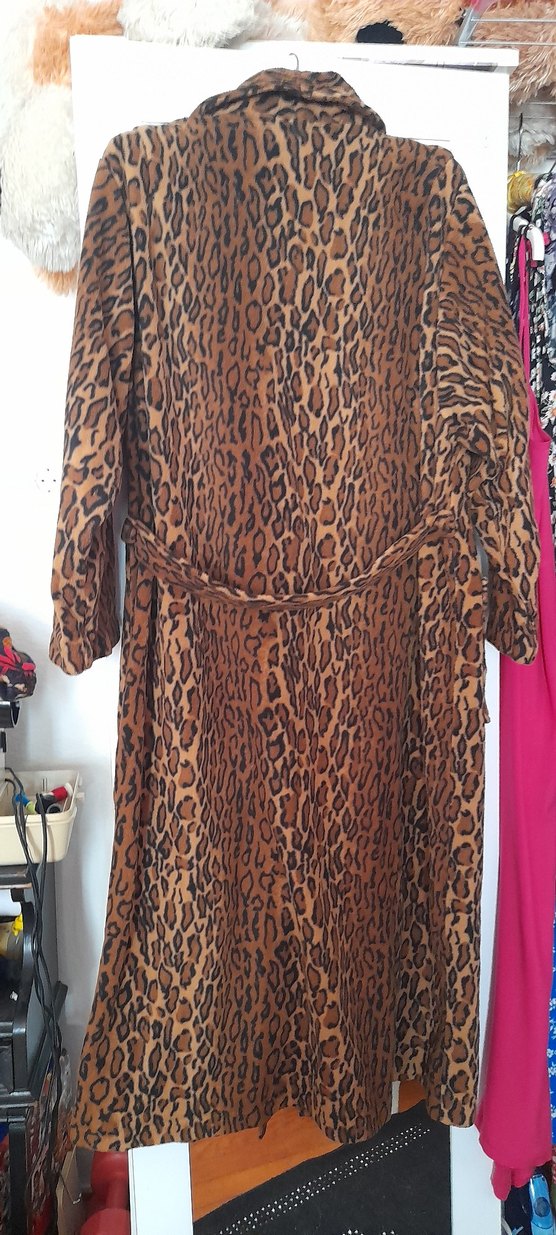 Leopar Desenli polar Uzun Kadın Sabahlık - Görsel 3