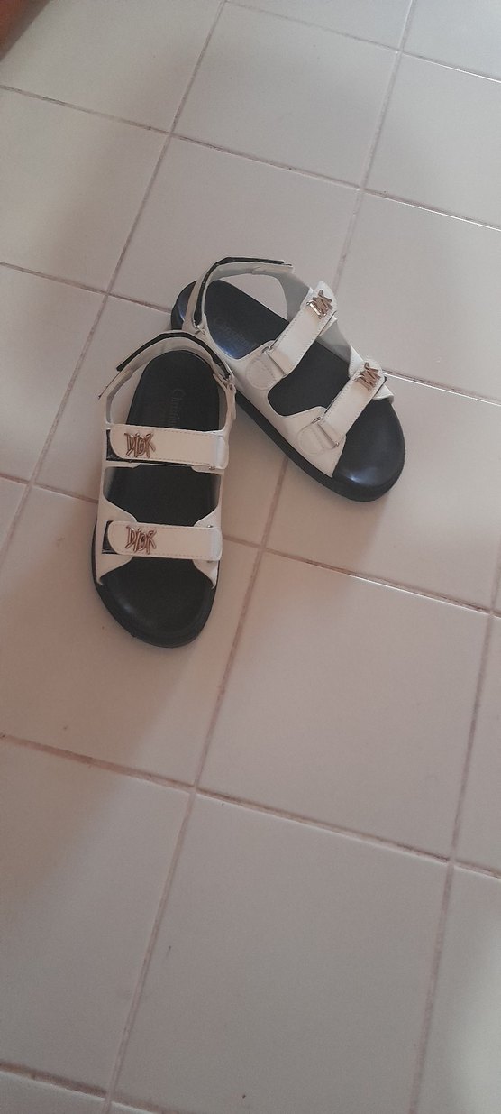 Beyaz Kadın Dolgu Topuklu Tokalı Sandalet - Görsel 3