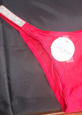 Parlak Kırmızı Midi Kadın İç Çamaşırı - Görsel 3