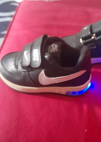 ışıklı Nike Erkek Çocuk siyah Spor Ayakkabı - Görsel 3