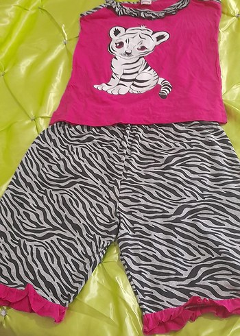 Diğer Renkli Zebra Desenli Askısız şort Takımı