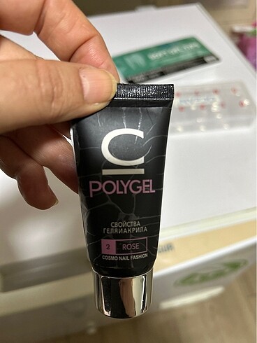 Diğer Üç adet ikisi poly gel / bir adet poli jel