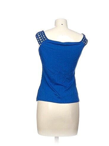 38 Beden Diğer T-shirt %70 İndirimli.