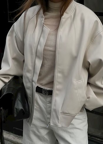 Pull and Bear Bej bomber ceket