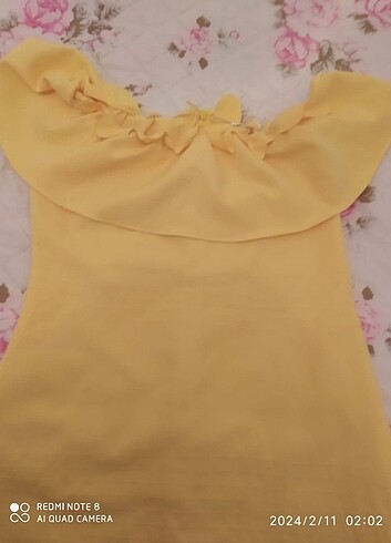 M beden elbise sarı renkli 