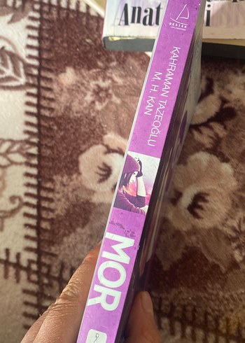 Mor - Kahraman Tazeoğlu & M.H. Kan - Görsel 2