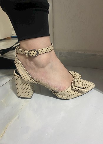 Bej Puantiyeli Fiyonklu Stiletto Kadın Ayakkabı - Görsel 4