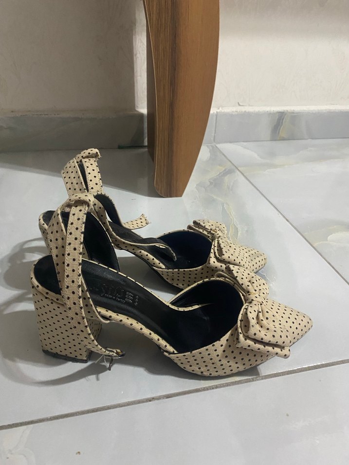 Bej Puantiyeli Fiyonklu Stiletto Kadın Ayakkabı - Görsel 3