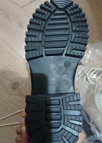 Bej Ayakkabı - Görsel 3