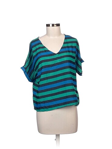 Batik Bluz %70 İndirimli.