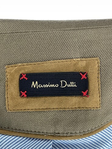 40 Beden çeşitli Renk Massimo Dutti Trenchcoat %70 İndirimli.