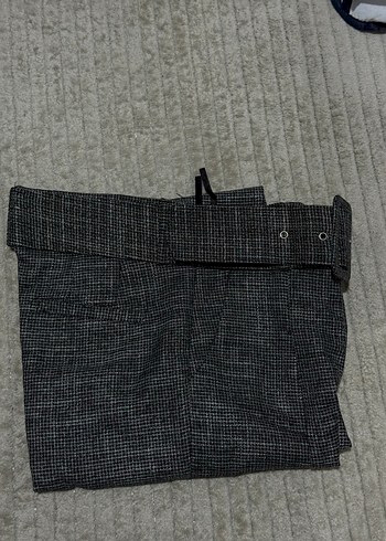 36 Beden Gri Kadın Midi Kumaş Pantolon Kemerli