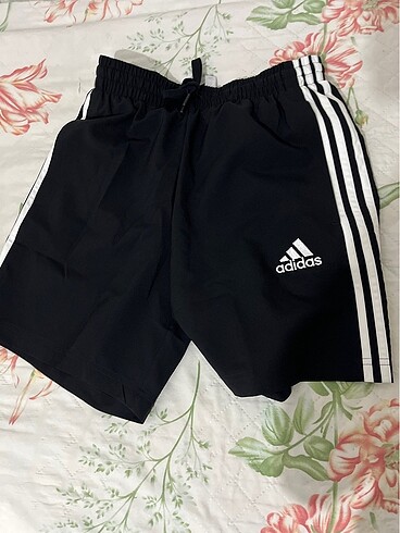 Orijinal Adidas şort