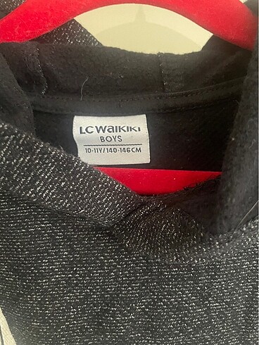 10 Yaş Beden 10-11 yaş lcw sweatshırt