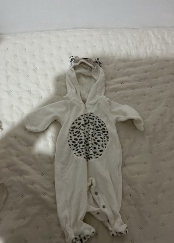 Leopar Desenli Beyaz Kedi Tulum - Görsel 2