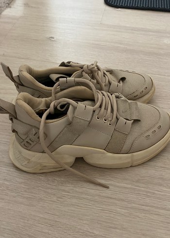 Derimod Bej Kadın Dolgu Topuklu Spor Ayakkabı