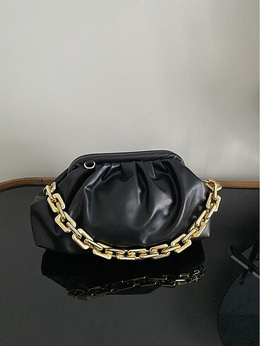 Bottega clutch çanta
