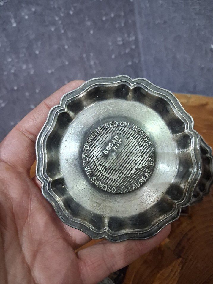 İşlemeli Altın Renkli Parlak Tabaklar zin malzeme yurt dışı - Görsel 3