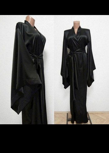 Siyah Uzun ve  Bol Kesim Gotik Kadın Sabahlık - Görsel 4
