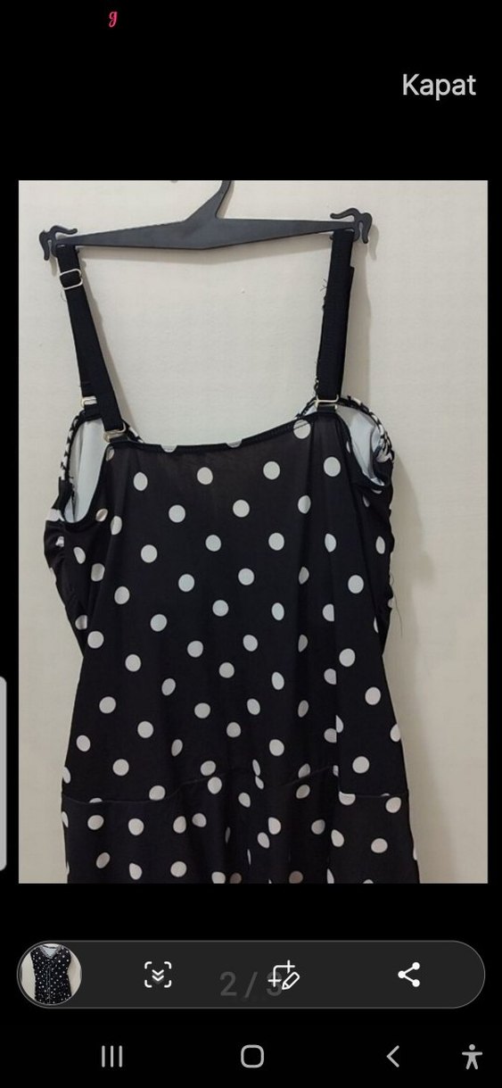 Puantiye Desenli Siyah Volanlı Mayo - Görsel 2