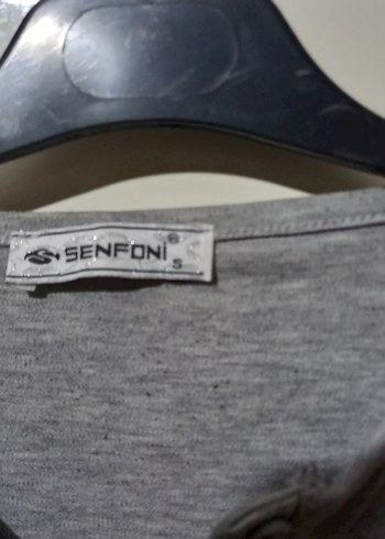 Düğmeli Gri Hamile Uzun Kollu Tişört - Görsel 2