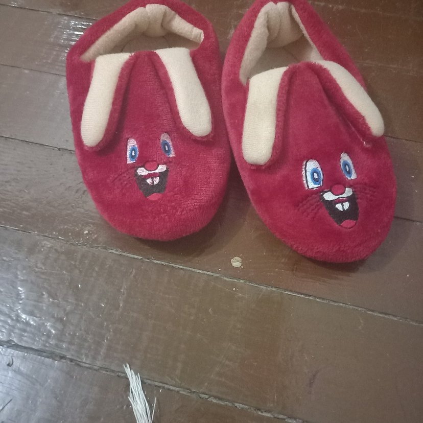 Kızlar için Nakışlı Kırmızı Sıcak Terlik - Görsel 2