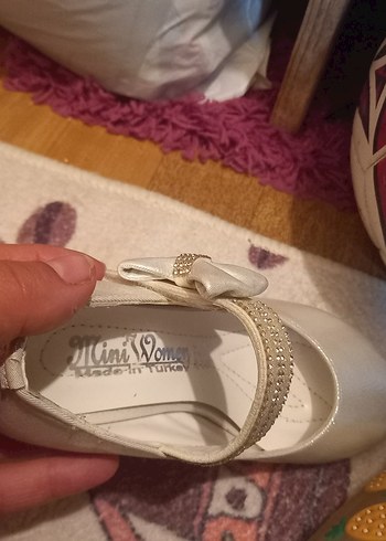 Kızlar için Klasik Altın Tokalı Babet - Görsel 4