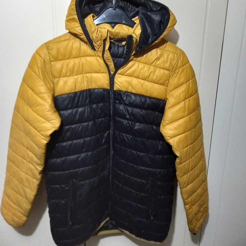 Sarı Siyah Kapüşonlu Erkek cocugu  Mont - Görsel 2