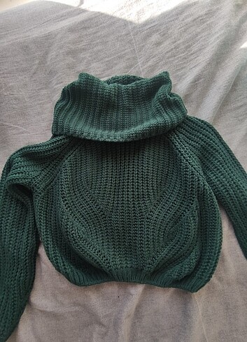 YEŞİL BOĞAZLI CROP KAZAK 
