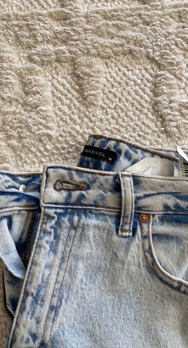 Düğmeli Bağlama Desenli Midi Geniş Kesim Kot - Görsel 2