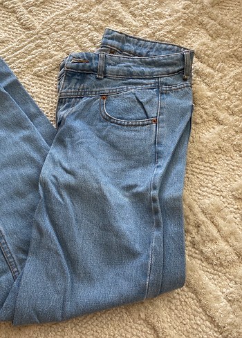 28 Beden Kadın Mavi Midi Boy Rahat Kesim Denim Pantolon
